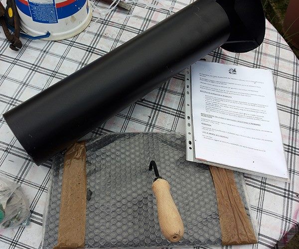Talianska prenosná pec na drevo, určená na pečenie pizze a chleba
